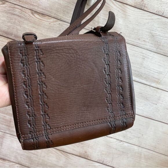 VINTAGE TOOLED LEATHER BACKPACK/SLING BAG‎ IN BROWN main image 6
